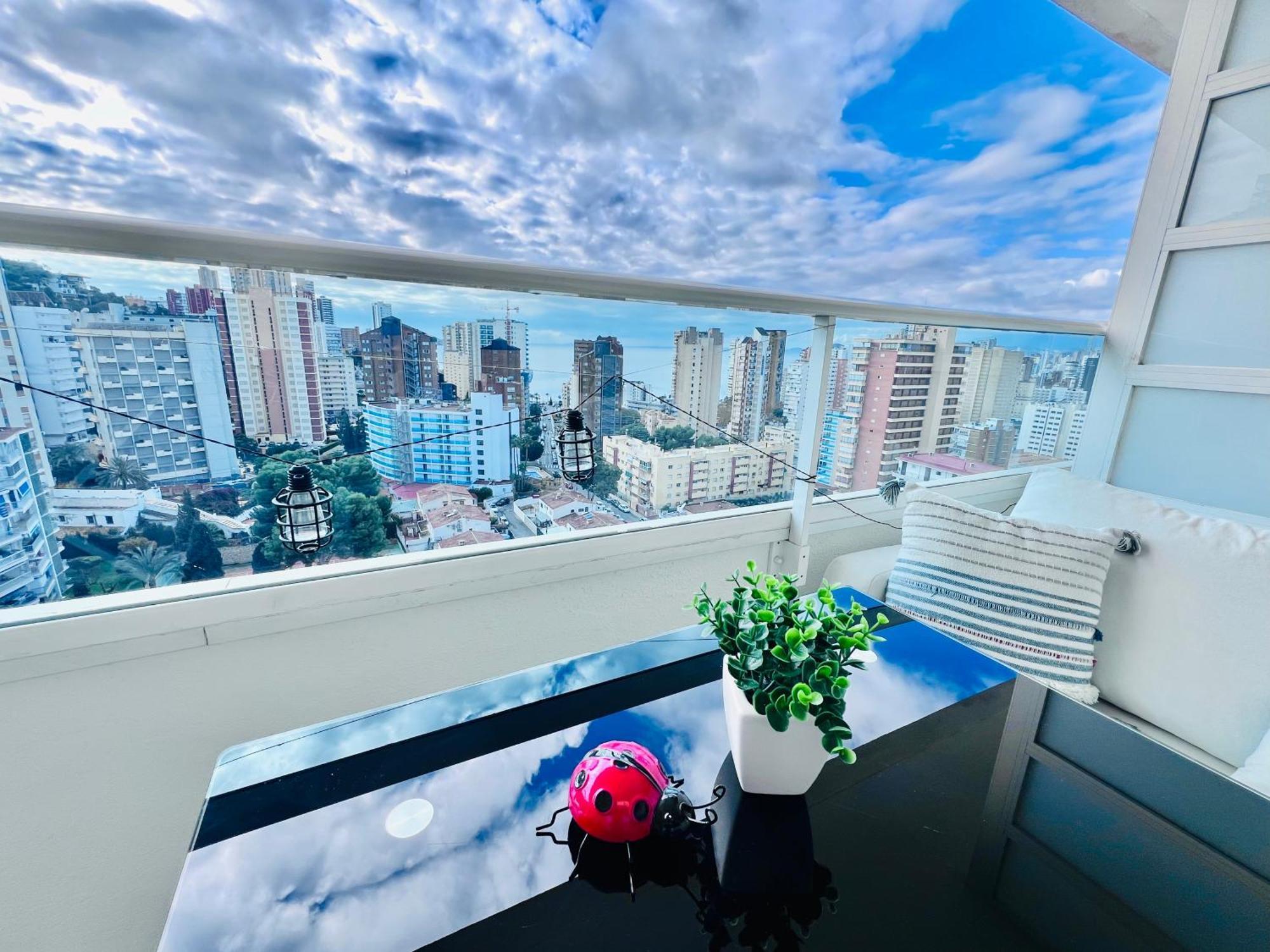 Sea View Penthouse! Lägenhet Benidorm Exteriör bild